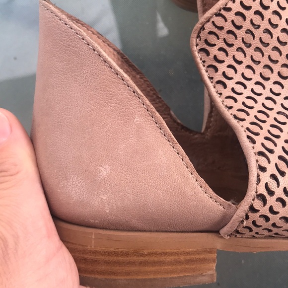 ATELIERS - Picture 3 of 4